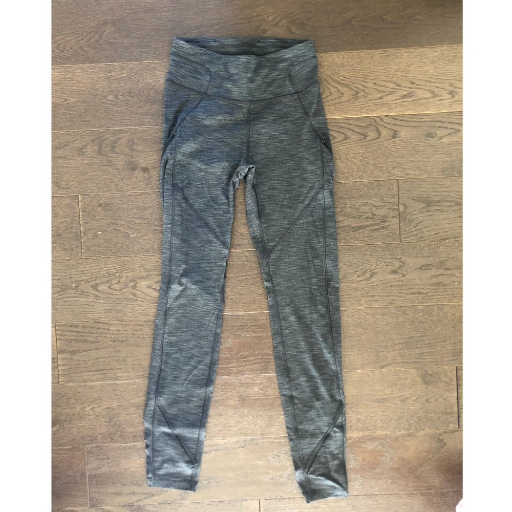 Women’s lululemon size 4 leggings